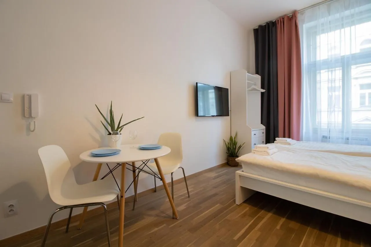 Stay Inn Apartments U Stundanky Praag