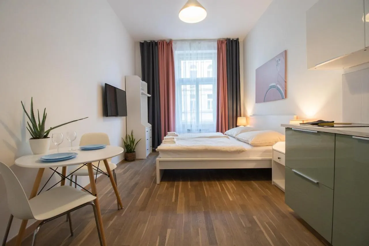 Stay Inn Apartments U Stundanky Praag Tsjechië