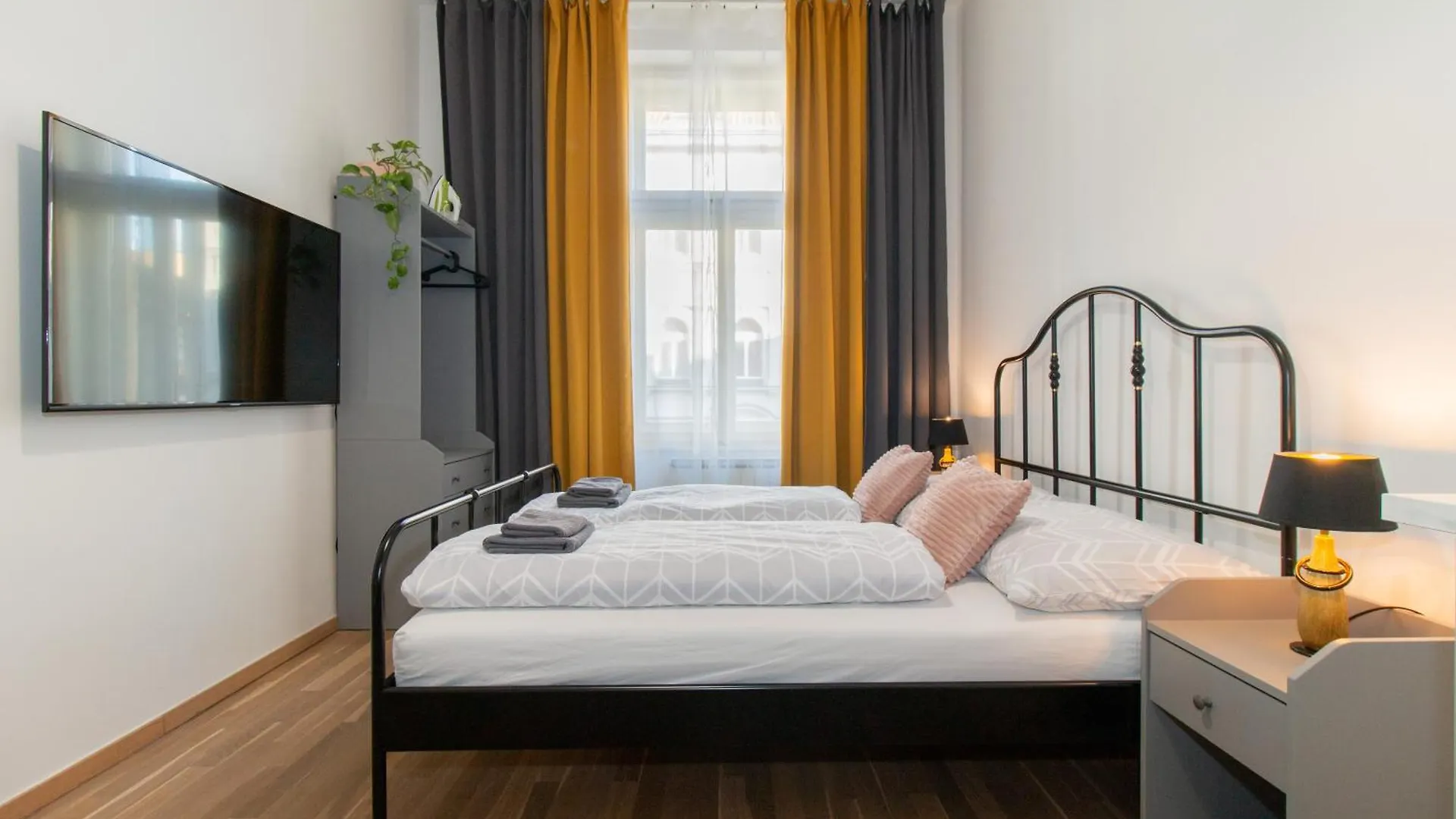 Stay Inn Apartments U Stundanky Praag